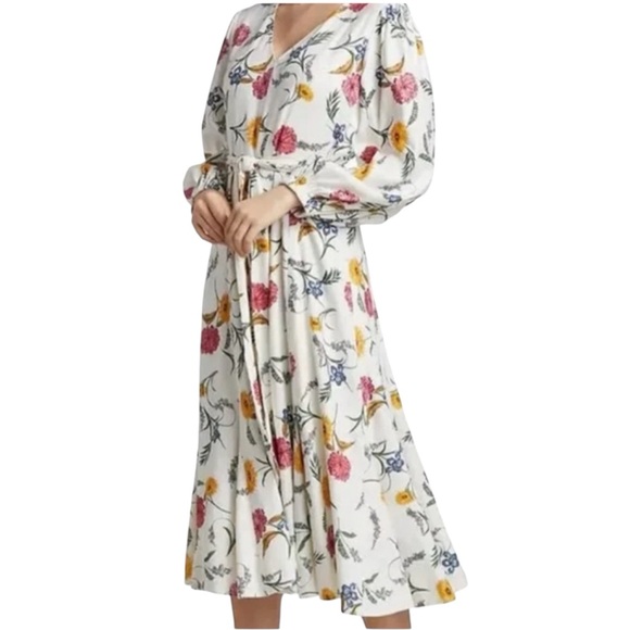 Elie Tahari Dresses & Skirts - Ellie Tahari Floral Maxi Long Sleeve Dress. PERFECT FOR SPRING!!!! BRAND NEW!!